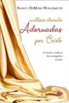 Mulheres atraentes adornadas por Cristo